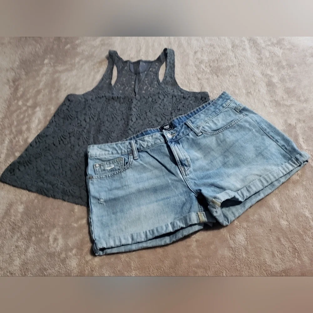 Gap and Arizona a set of blouse and shorts